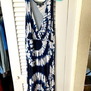 Tie dye maxi dress!